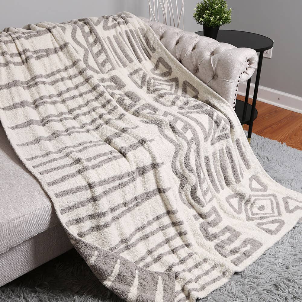 Aztec Patterned Reversible Throw Blanket