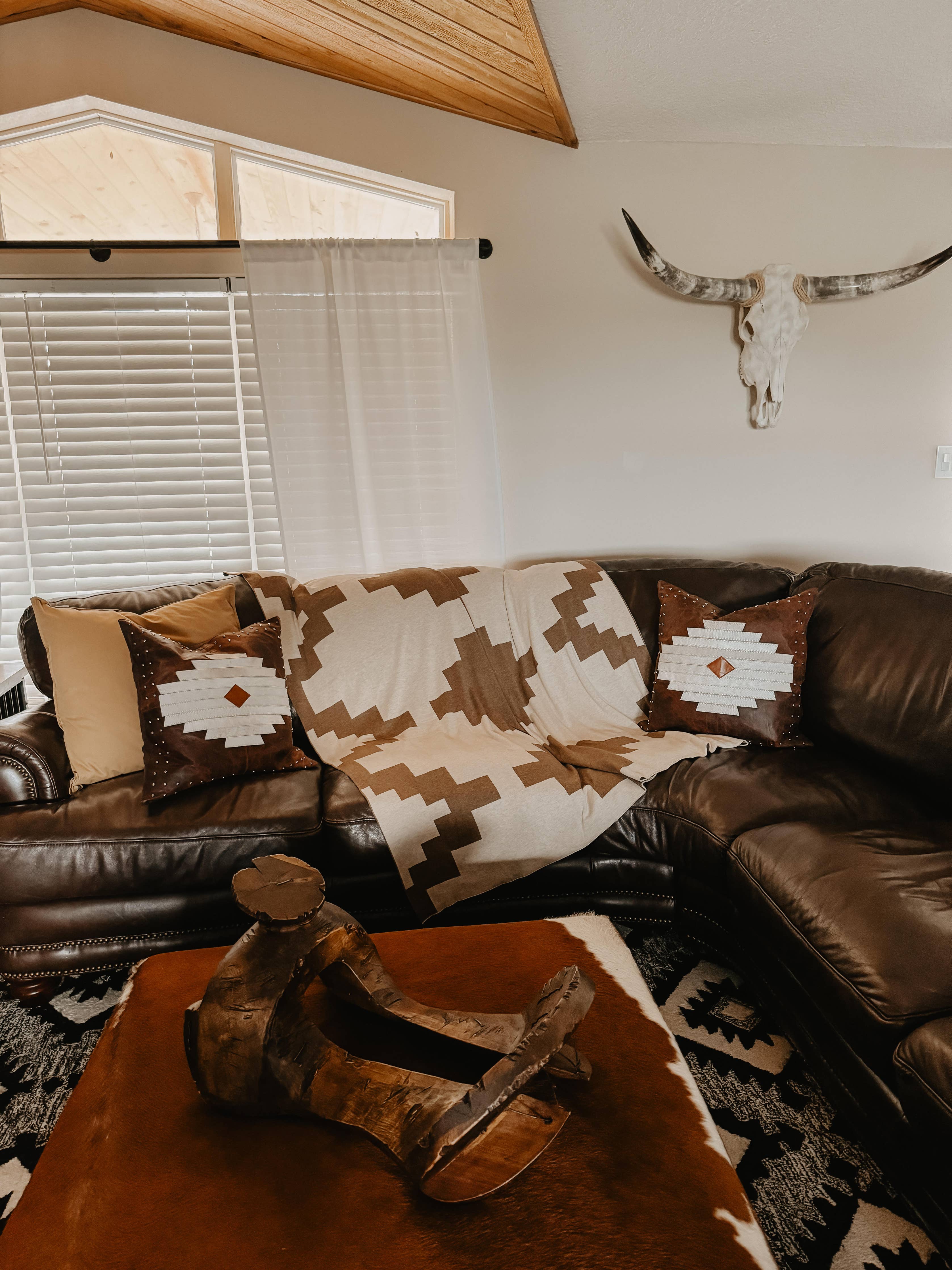 PRESIDIO Chocolate + Cream Luxury Cotton Throw LUXURY THROW