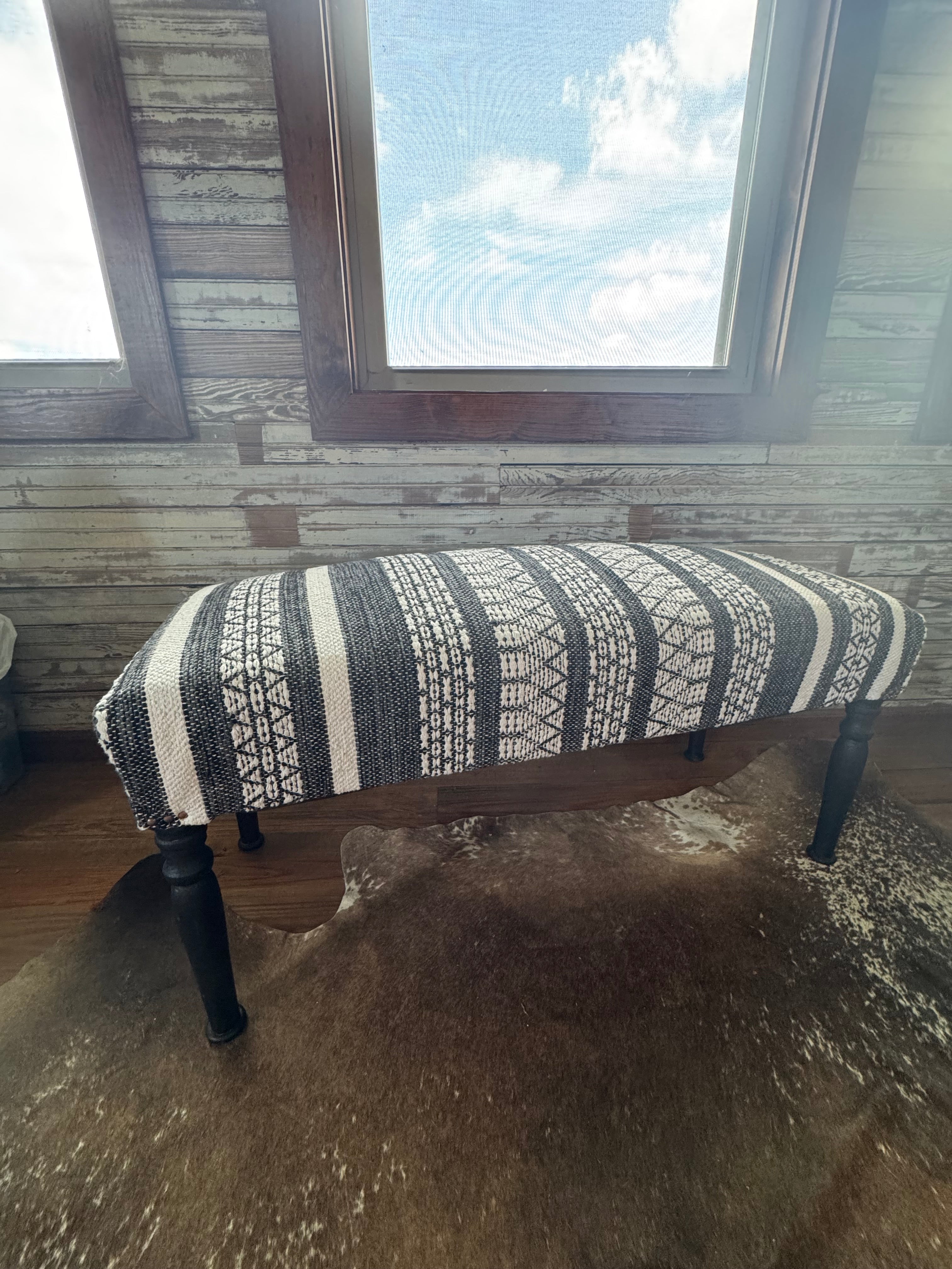 Black & White Bench