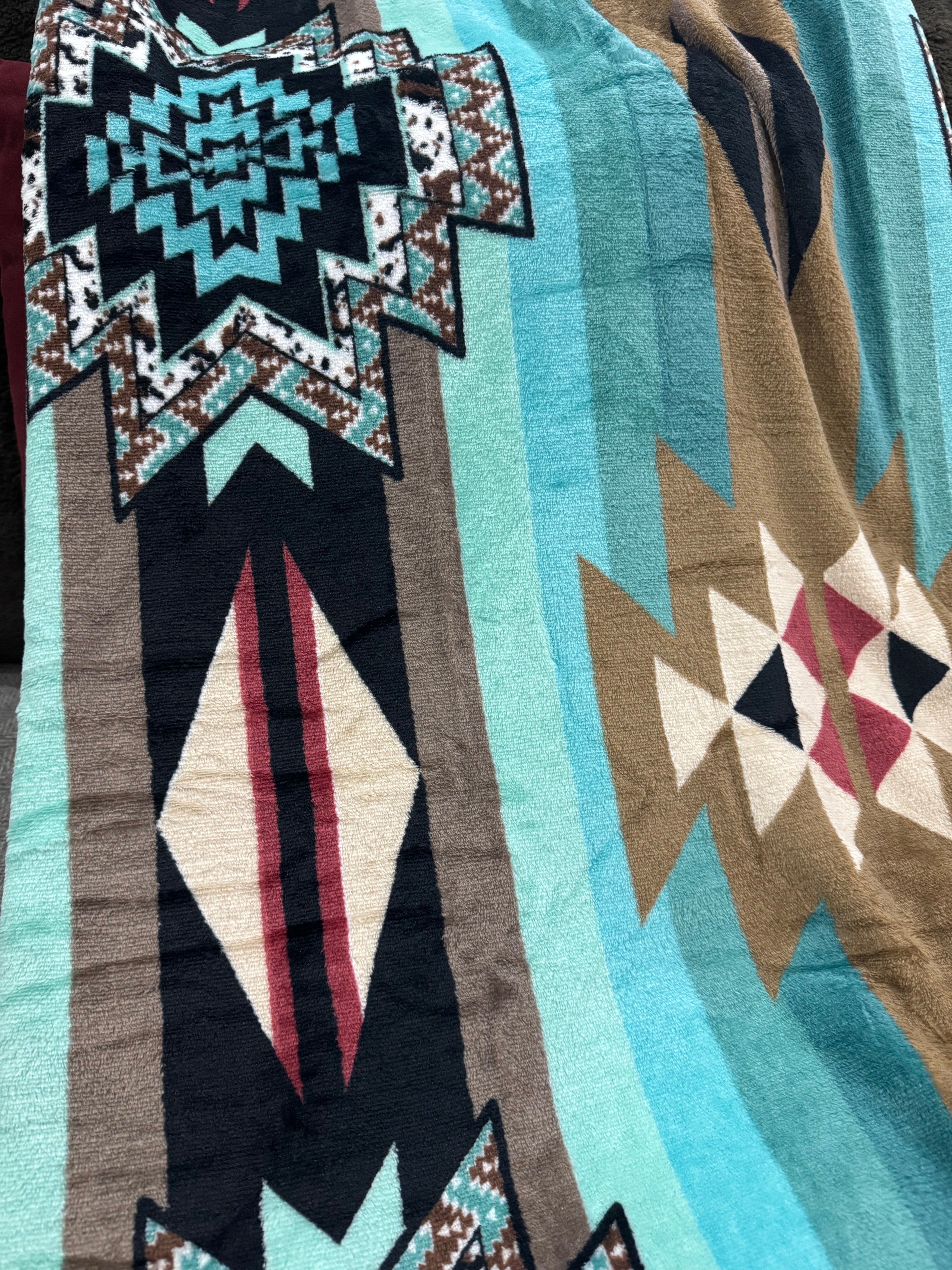 Mia Queen fleece blanket