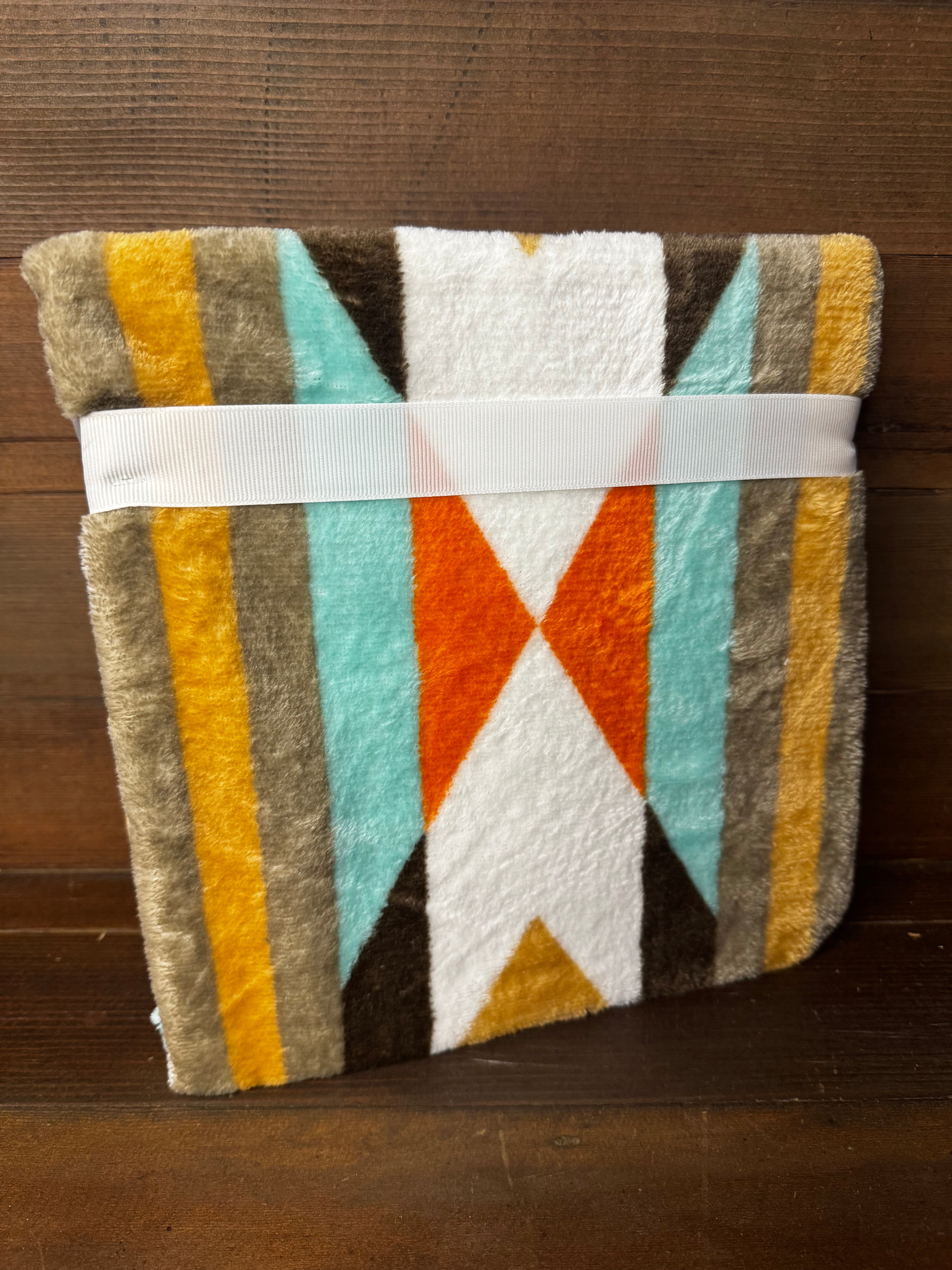 Mia Baby Blanket – Aztec Pattern (31.5” x 31.5”)